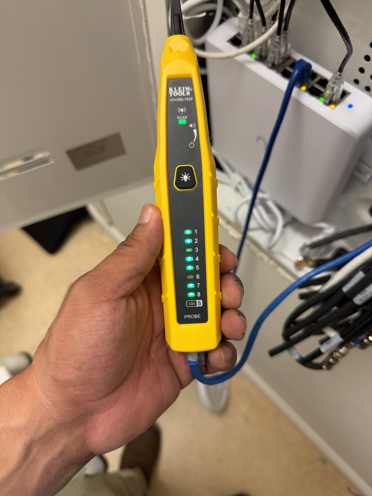 Testing and certifying cable runs with professional tools